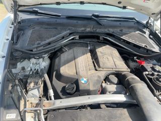 2012 BMW X5 - Engine Compartment Image